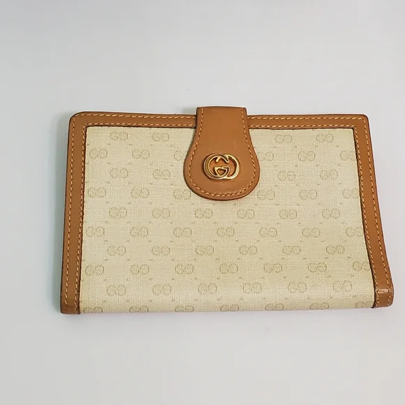 Vintage Gucci bifold wallet - Picture 1 of 10